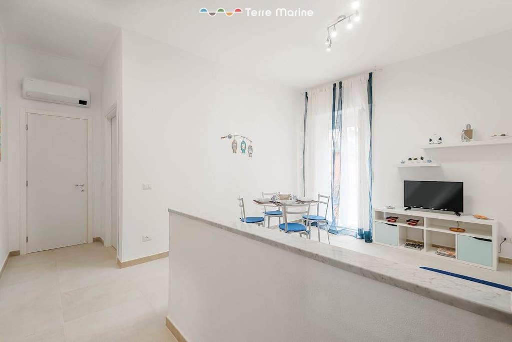 شقة White 89, Terremarine مونتيروسّو ال ماري المظهر الخارجي الصورة