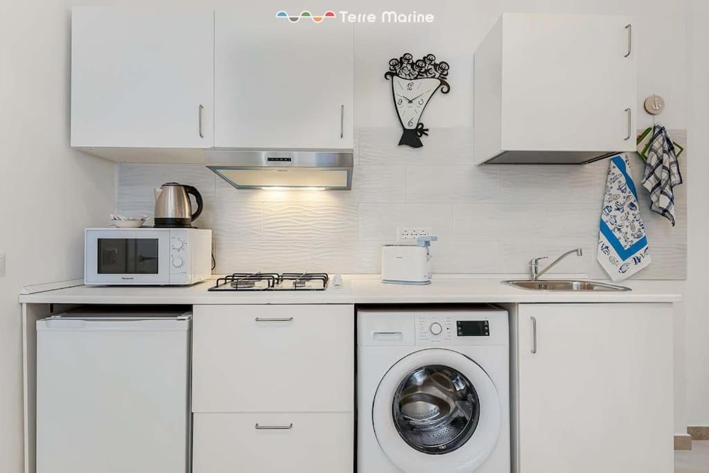 شقة White 89, Terremarine مونتيروسّو ال ماري المظهر الخارجي الصورة